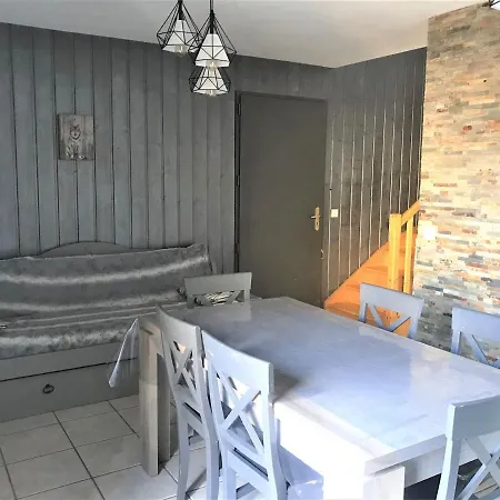 Chalet Mitoyen - 3 Pieces, 7 Pers. - Les Flocons Du Soleil, La Joue Du Loup, Devoluy - Fr-1-504-442 *