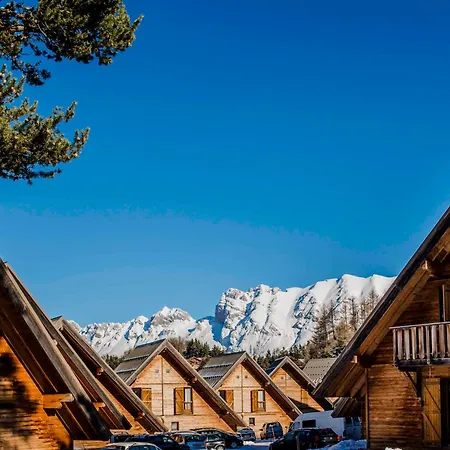 Chalet Mitoyen - 3 Pieces, 7 Pers. - Les Flocons Du Soleil, La Joue Du Loup, Devoluy - Fr-1-504-442 *